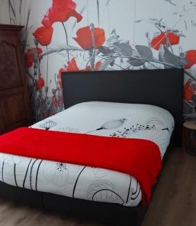 Germefontaine Bed & Breakfast | LE NID DES PLANCHETTES - Suite Chambres d'Hôtes