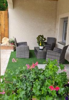 Germefontaine Bed & Breakfast | LE NID DES PLANCHETTES - Suite Chambres d'Hôtes