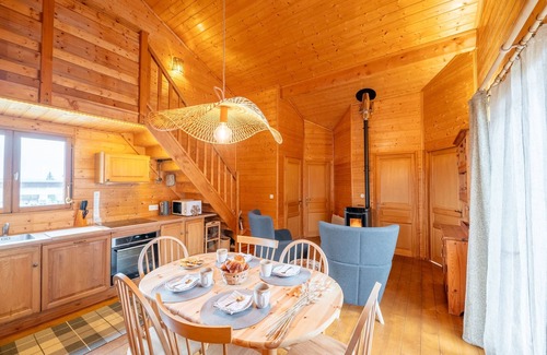 Saint-Laurent-en-Grandvaux Ski Chalet | Le Petit Lynx - Chalet cocooning Haut Jura