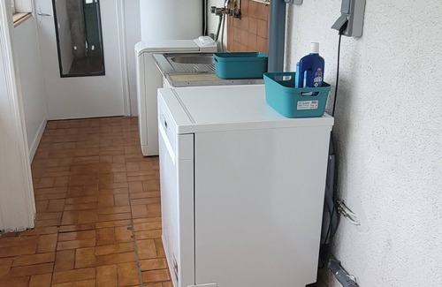 Servon House | Le Petit Morin, single-storey house in quiet village