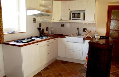 Nailly House | Le Petit Moulin Côté Cour