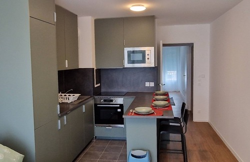 Drancy Apartment | Le Petit Palais