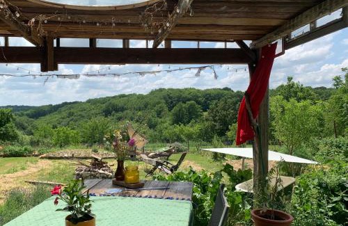 Chassiecq Bed & Breakfast | Le petit Permadise