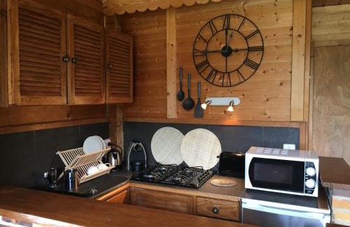 Le Sappey-en-Chartreuse Ski Chalet | Le Petit Skieur B&B