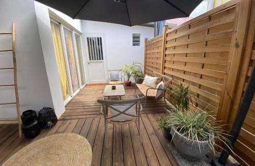 Sainte-Clotilde Centre House | Le Pluméria - T1 avec un SPA privatif