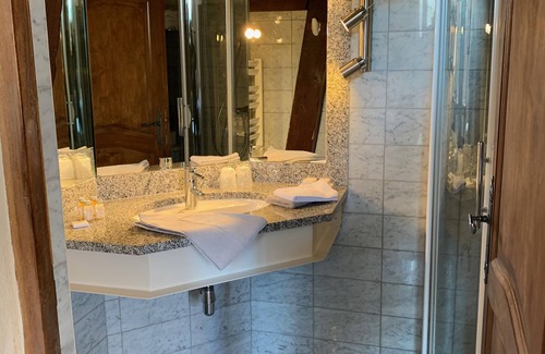 La Haye-Malherbe House | Le Pommier Doux, maison d'hôte du Domaine du Château d'Argeronne