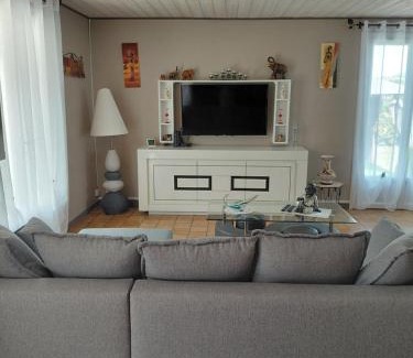 Saint-Sulpice-de-Royan House | Le prés long