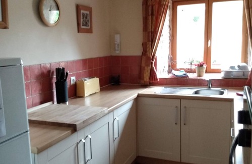 Languidic House | Le Pressoir - Gite with covered pool - St Leon, Languidic, South Brittany