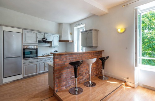 Laval Apartment | Le Quai - Wifi - Centre-ville