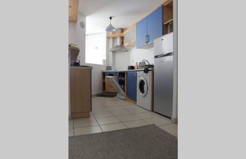 Saint-Denis Apartment | Le Reflet de Dodu