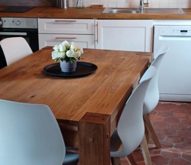 Mesnieres-en-Bray House | Le Refuge de Normandie avec Spa et Cheminée