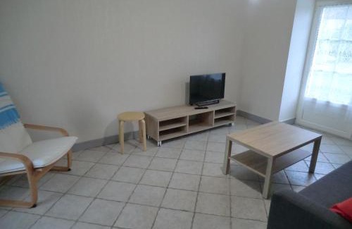 Champagne-Saint-Hilaire House | Le Refuge