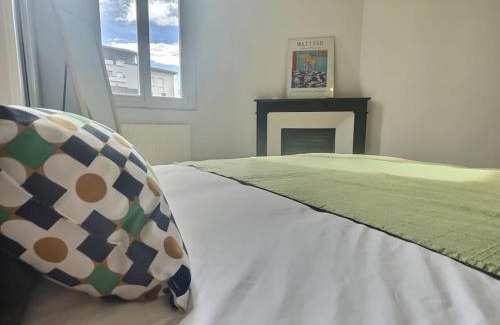 Bourg-de-Peage Apartment | Le Relais 1 - Parking gratuit