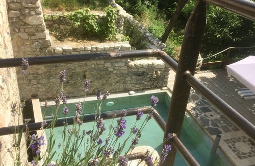 Arphy Cottage | Le Repaire Les Vignals gîtes and events Cévennes exceptional view swimming pool