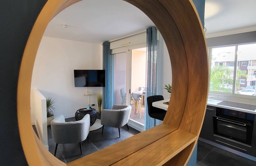 St Gilles-les-Bains Apartment | Le "Rêve bleu" cosy studio with varangue ⛱