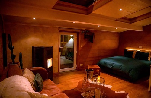 Aye Cabin | Le Spa du Cabanon: Cabanon de Luxe Avec Spa Entièrement Privatif