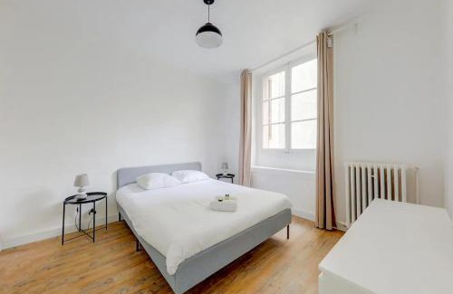 Boucle - Gros Caillou Apartment | Le White Cozy - Lyon - Croix Rousse
