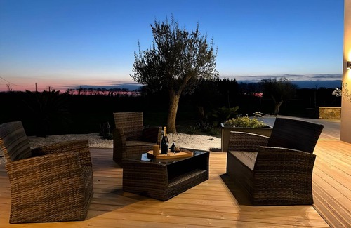 Saint-Corneille Villa | Le Yucca Spa - Jacuzzi - 8p - Rêve au Mans