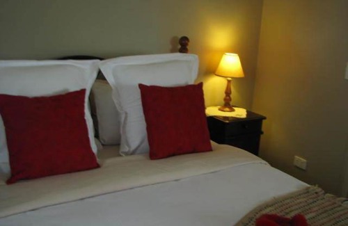 Dixons Creek Bed & Breakfast | Leafield Cottages