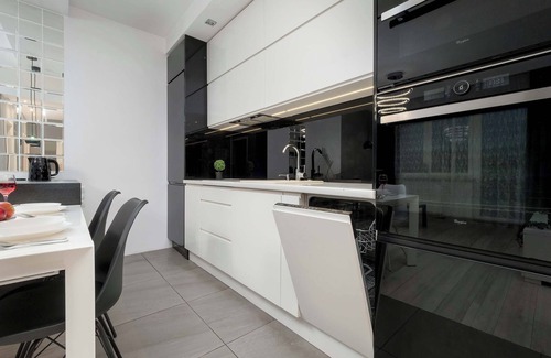 Lodz Apartment | Legionów 61 | Elegant Apartment | Balcony, Parking