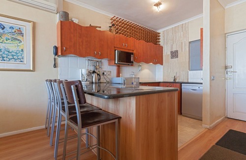 Lagoon Beach Apartment | Leisure Bay 306 by CTHA