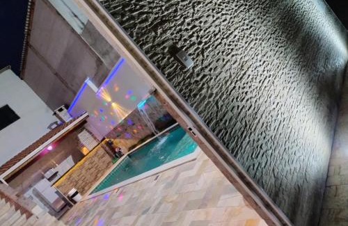 Suzano House | Leisure Space - Refúgio com Piscina climatizada e churrasqueira