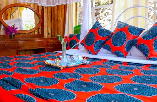 Nakuru Hotel | Lemon Valley Farm