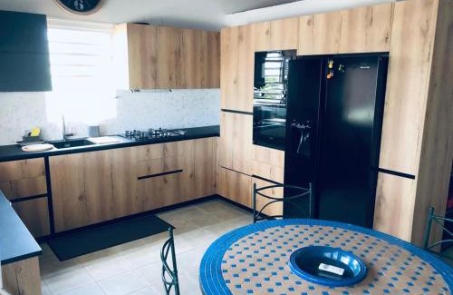 Oyster Pond House | LEN'HOUSE