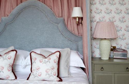 Staplefield Hotel | Leonardslee House at Leonardslee Lakes & Gardens