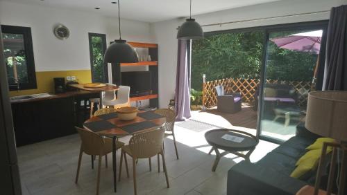 Petite-Ile Apartment | Les Bambous