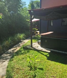 Petite-Ile Apartment | Les Bambous