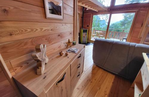 Le Lauzet-Ubaye Ski Chalet | Les cabanes du domaine de l Esperluette