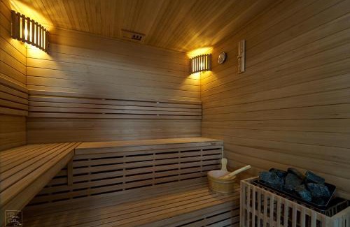 Estinnes House | Les Campanes - Gite 8 personnes avec piscine intérieure et sauna