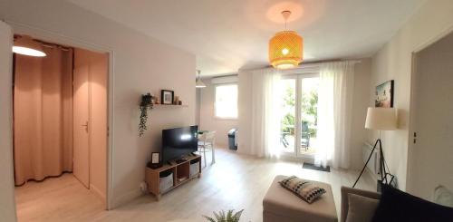 Lafourguette Apartment | Les Capitouls - avec entrée autonome, clim neuve, jardin, parking privé & sa piscine ! -