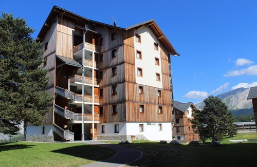 Saint-Etienne-en-Devoluy Apartment | Les Chalets de SuperD Chardon Bleu - Appartement 2 pièces 4 personnes (CB44) in Le Dévoluy