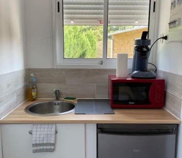 Yvre-l'Eveque Ski Chalet | Les Chalets du Mancel : Studio June - 24H du Mans - Bouleries Jump -