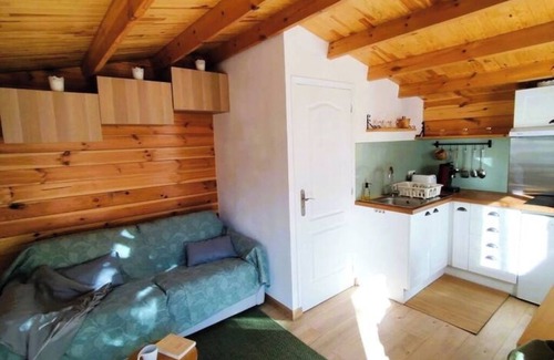 Eourres Ski Chalet | Les chalets perchés, a cosy nest for wilderness lovers