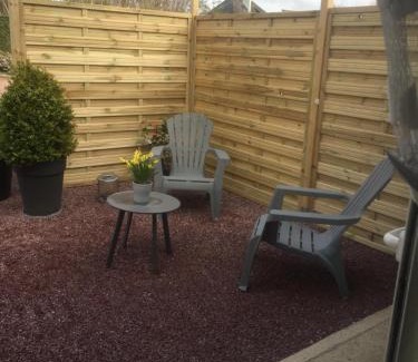 Quettehou Bed & Breakfast | Les Charmilles