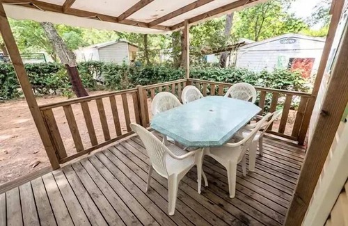 Ivry-la-Bataille House | Les Fontaines Campsite* - Classic 4-room mobile home for 6 people