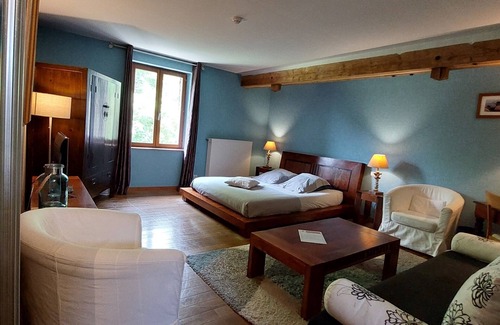 Fontaine-les-Vervins Hotel | Les Lavandières de Fontaine