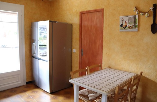 Le Luc House | Les oliviers" guest house