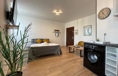 Moret-sur-Loing Apartment | LES PIEDS DANS L’EAU - MORET CENTRE
