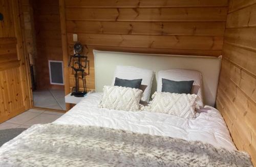 Saint-Imier House | Les Savagnières - chambre chez l habitant