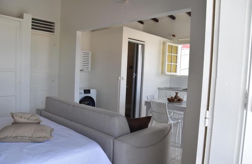 Baie-Mahault Apartment | Les Studios de la Mahaultière