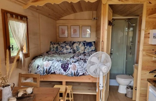 Carentoir Cabin | Les Temps Heureux