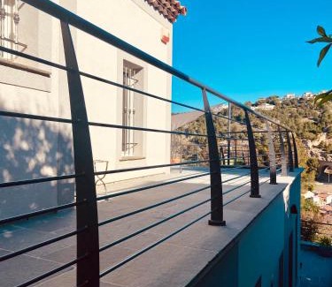 Ensues-la-Redonne Bed & Breakfast | Les terrasses des Anthenors