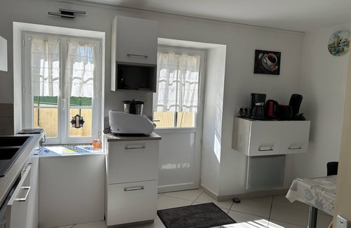 Le Thou House | Les Trémières