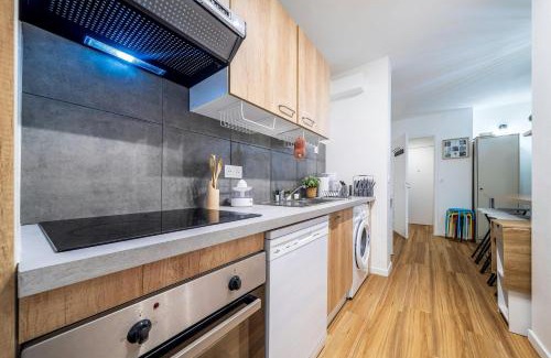 Villiers-le-Bel Apartment | LEscale dAstérix - 9 guests near Paris