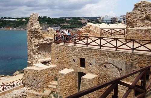 Marina di Davoli Apartment | less than 200 yds from the beautiful blue Ionic sea