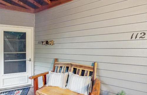 Seven Devils Apartment | Let's Stay Getaway